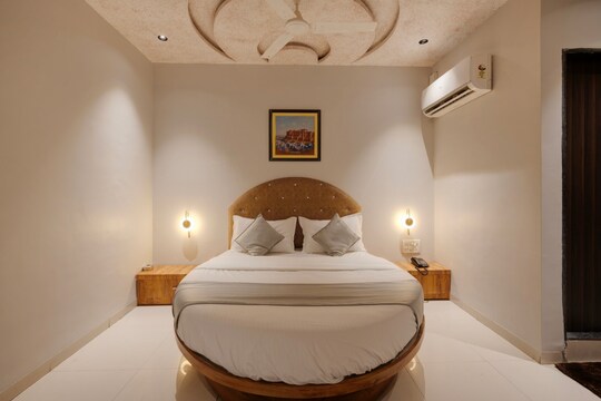 Deluxe Room at Hotel Hill City, Gandhinagar