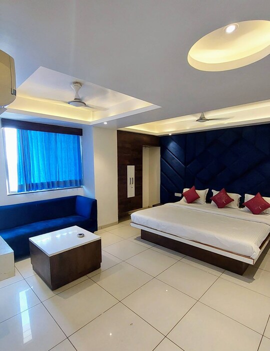 Hotel Sigma Inn — interior 5